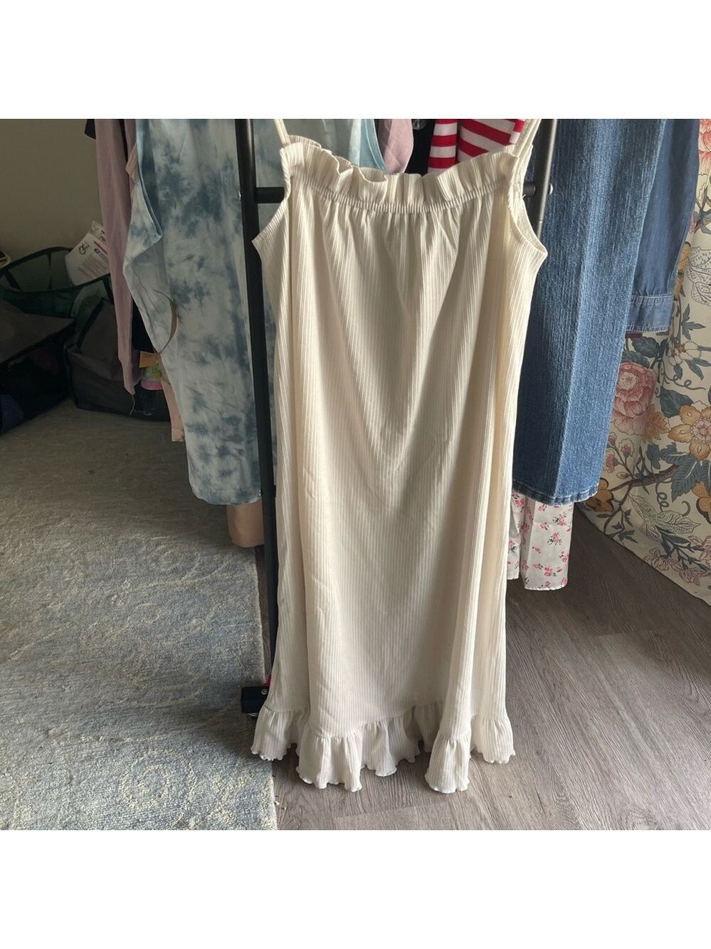 Elegant Cream Midi Dress
